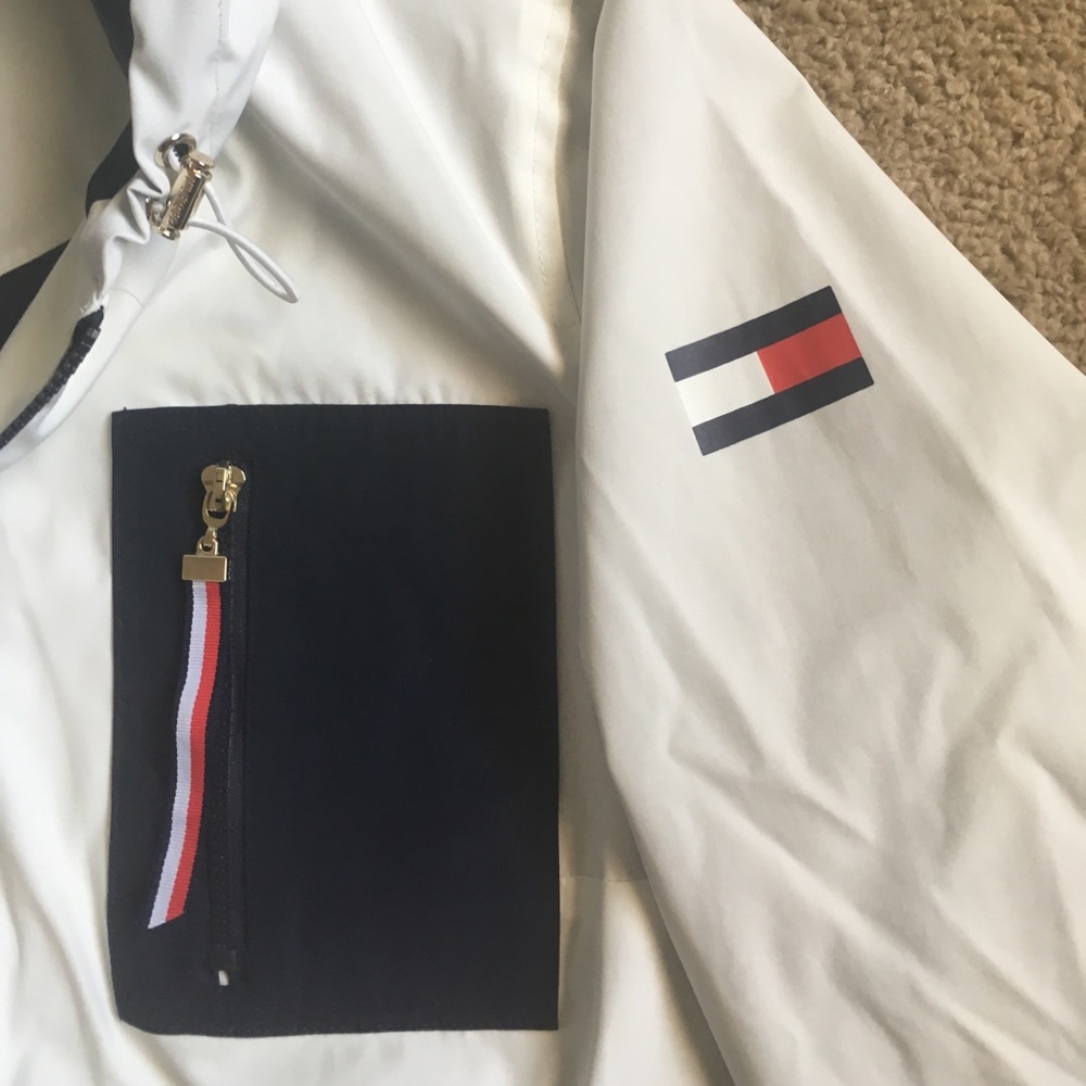 Tommy Hilfiger Colorblock Windbreaker Jacket - Picture 5 of 8